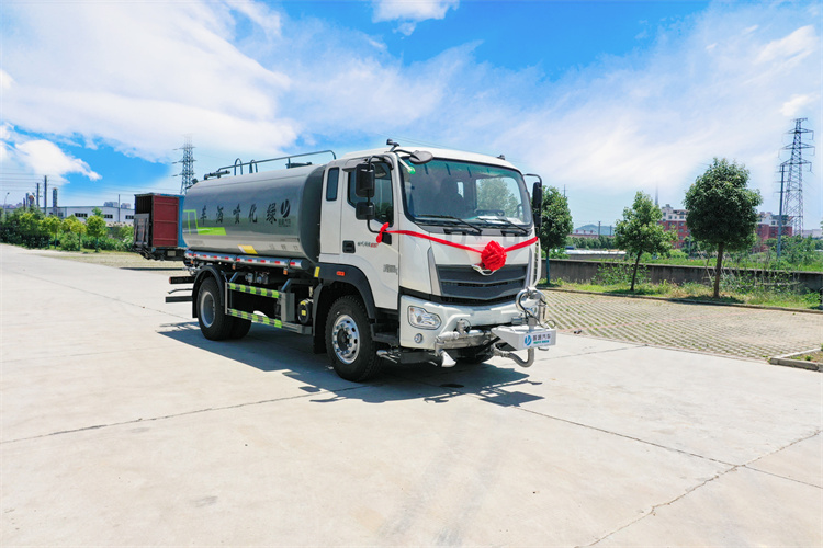 福田領航ES715方玉柴245馬力六缸發(fā)動機灑水車重載版價格