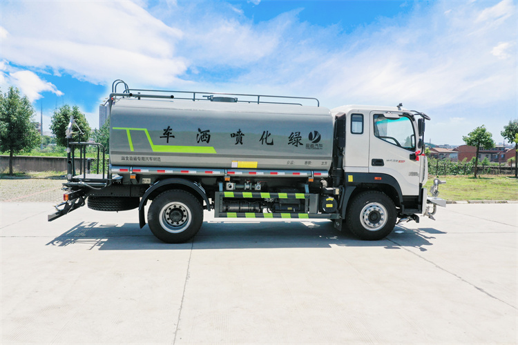福田領航ES715方玉柴245馬力六缸發(fā)動機灑水車重載版價格