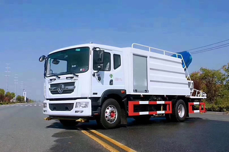 15噸東風(fēng)多利卡D9多功能液壓抑塵灑水車 沒(méi)有副發(fā)動(dòng)機(jī)的抑塵車